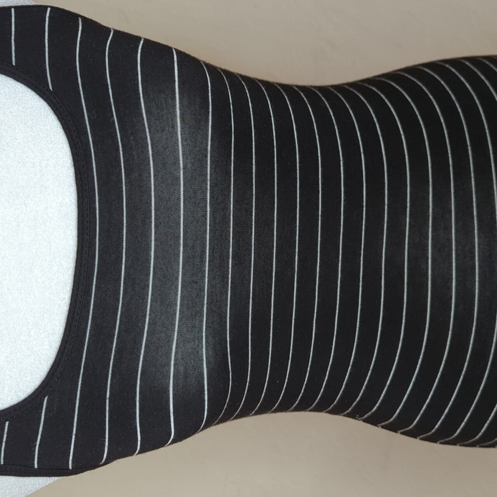 3/$20🌟 Halogen Black/White Mini Stripe Striped Favorite Tank Top Size XS - Picture 8 of 10